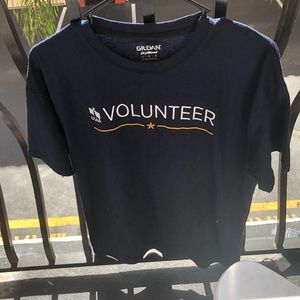 USAA Insurance Volunteer Blue Unisex Shirt Size L